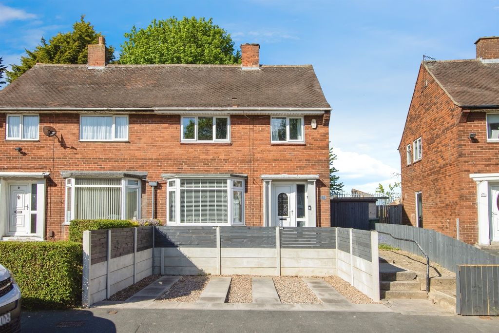 Property photo 1 of 13