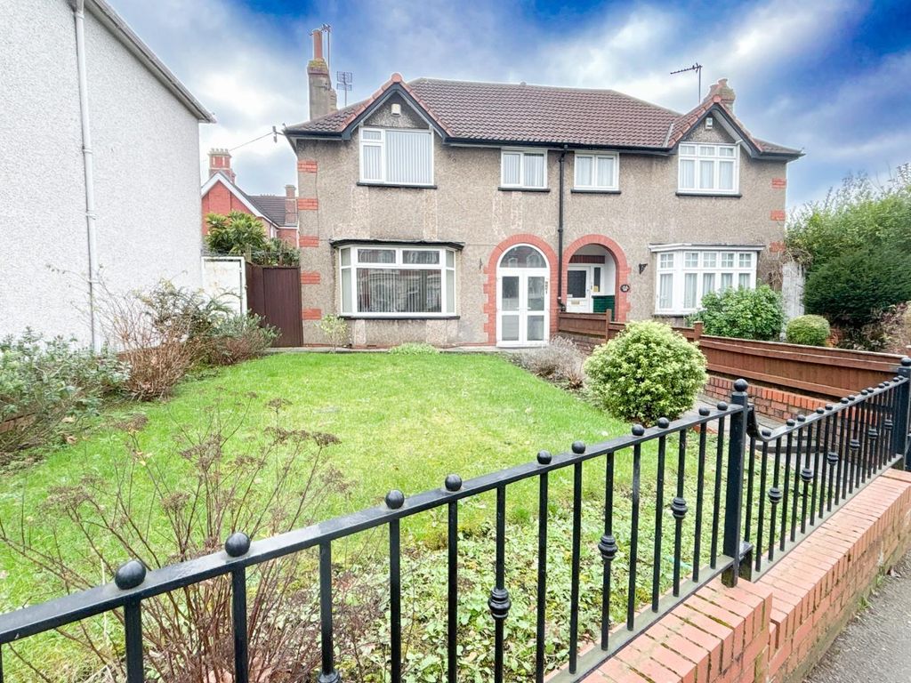 Property photo 1 of 21 Front Garden
