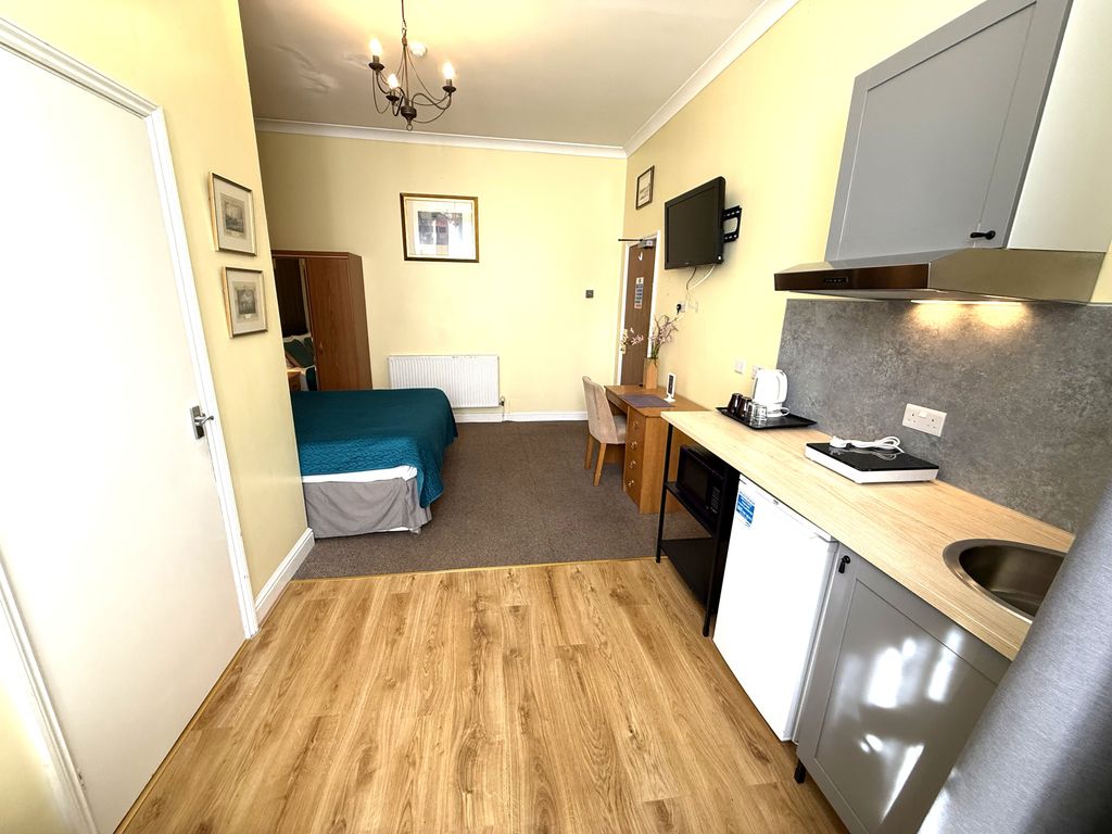 Property photo 2 of 4 Img_9854
