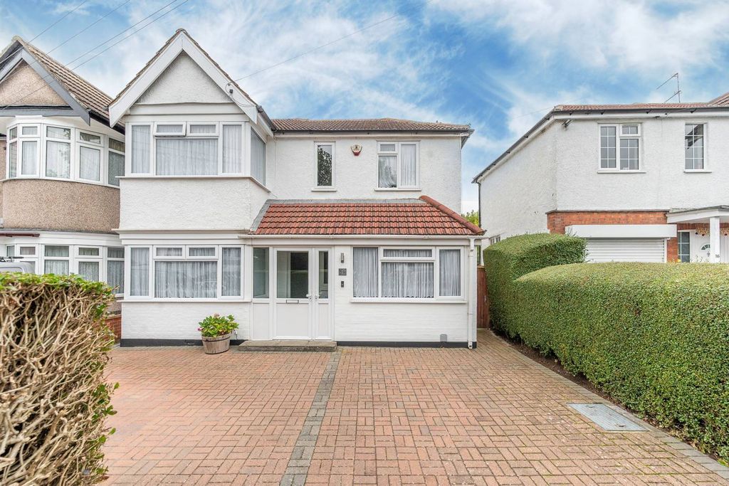 Property photo 2 of 12