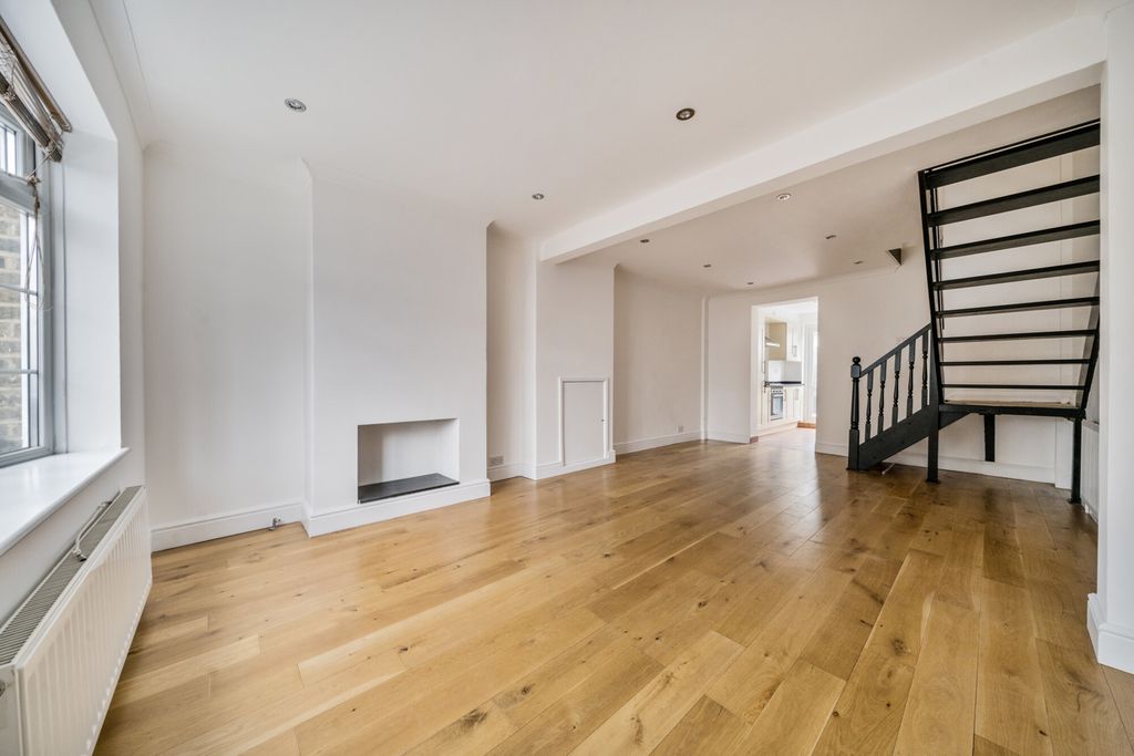 Property photo 3 of 14 Reception Room