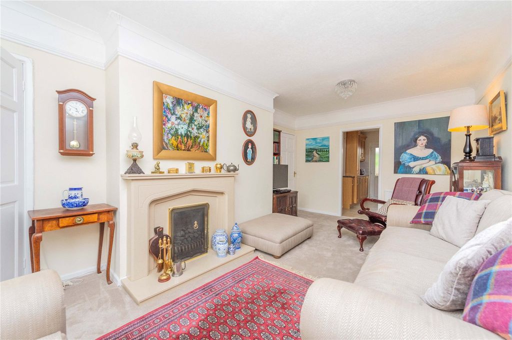 Property photo 2 of 36 Picture No. 21