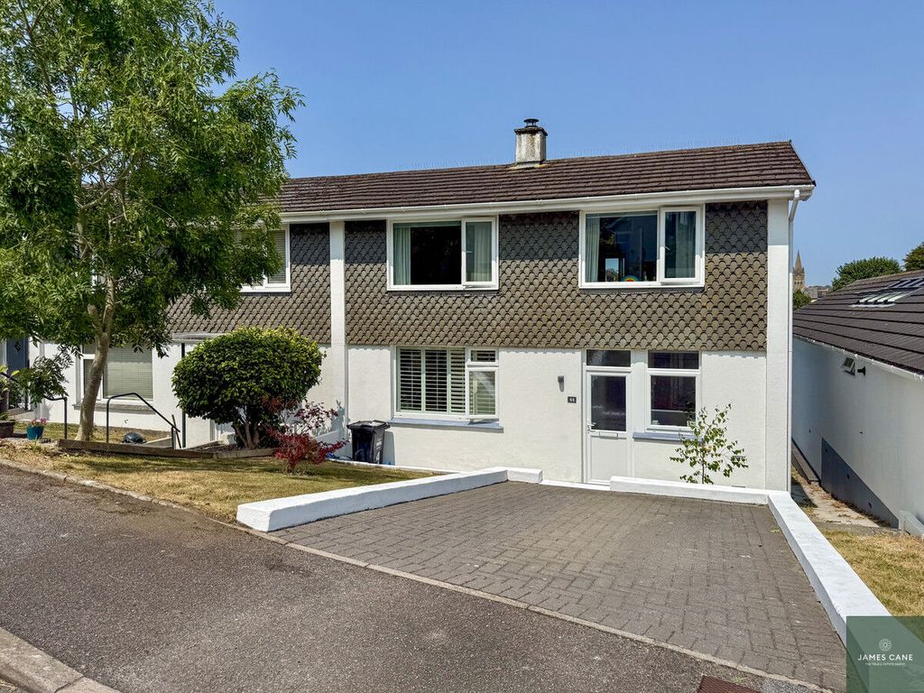 Property photo 1 of 25