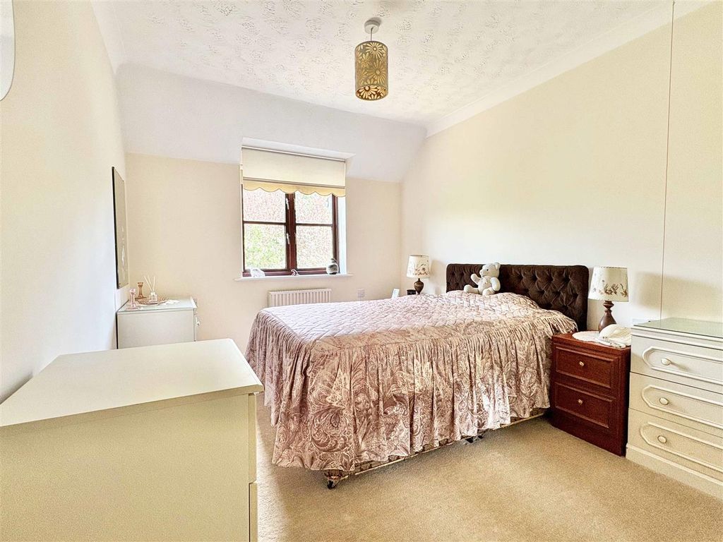 Property photo 3 of 18 1.Jpg