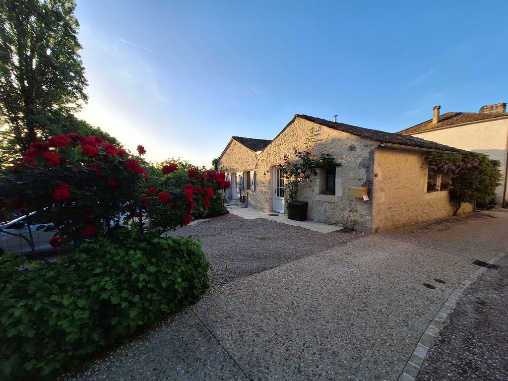 Property photo 1 of 23