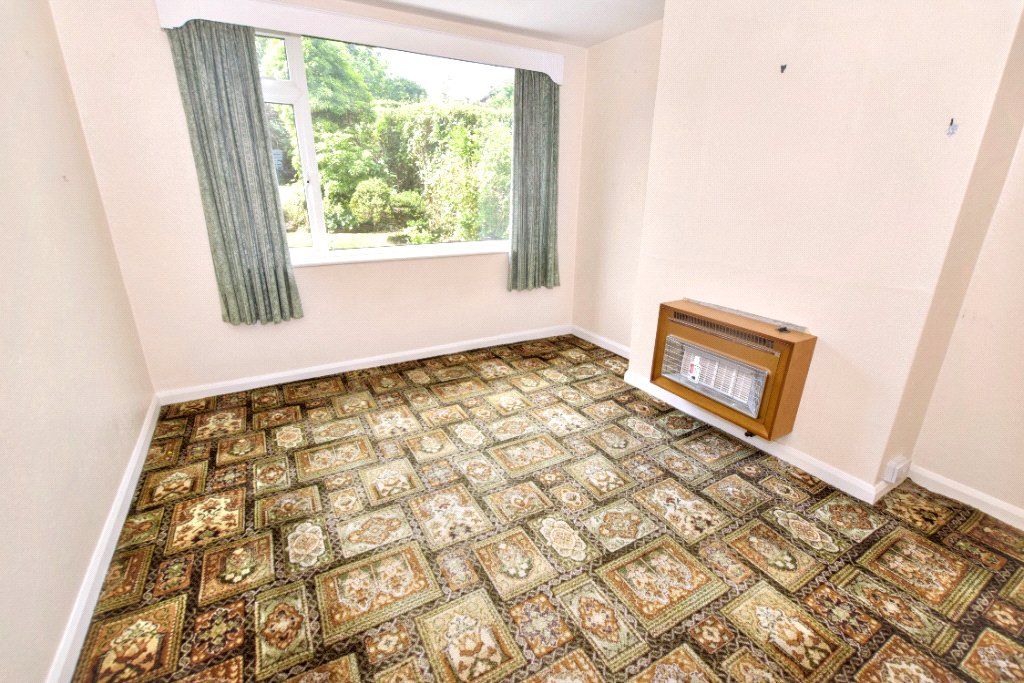 Property photo 3 of 19 Dining Room