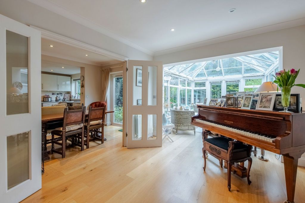 Property photo 1 of 15 Picture No. 18