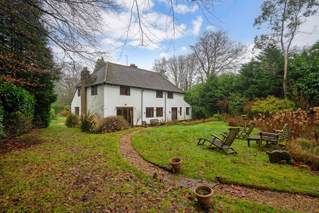 Property photo 2 of 16
