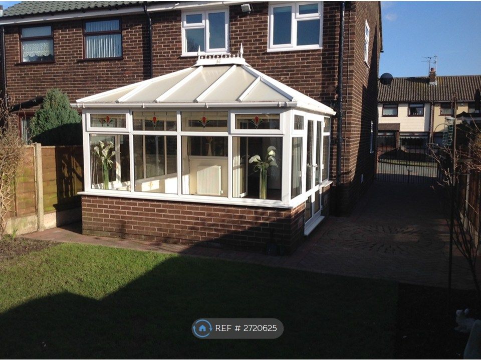 Property photo 2 of 20 Conservatory