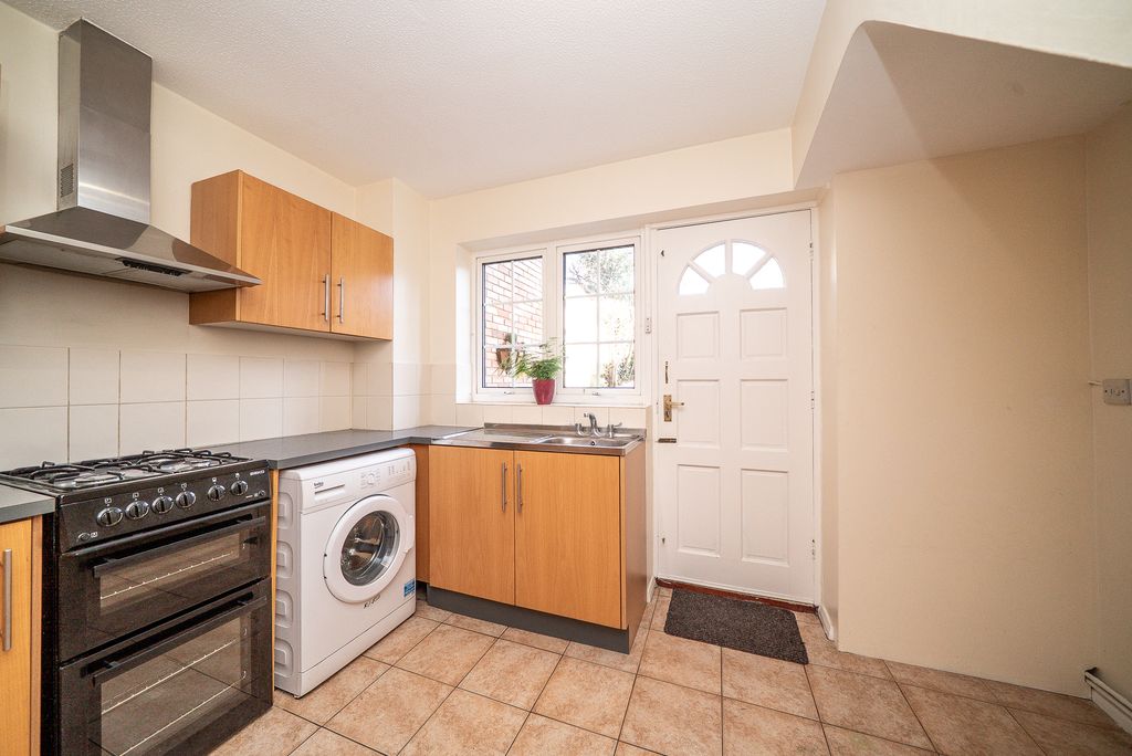 Property photo 3 of 13