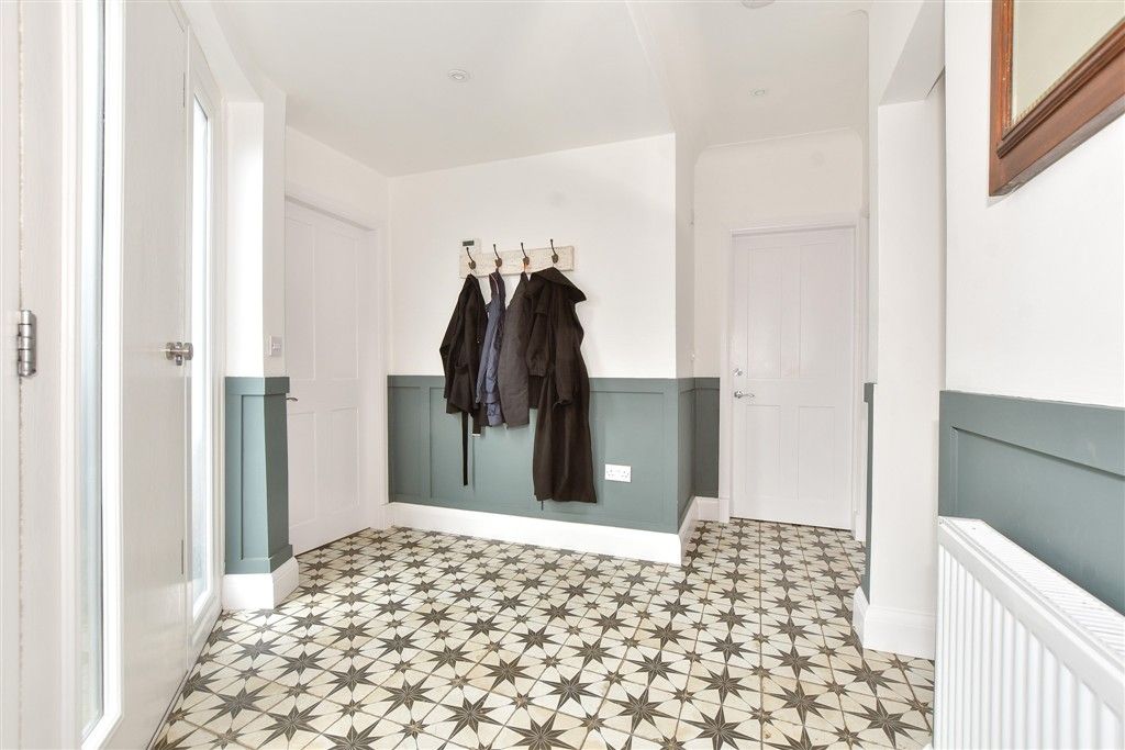 Property photo 3 of 17 Hallway