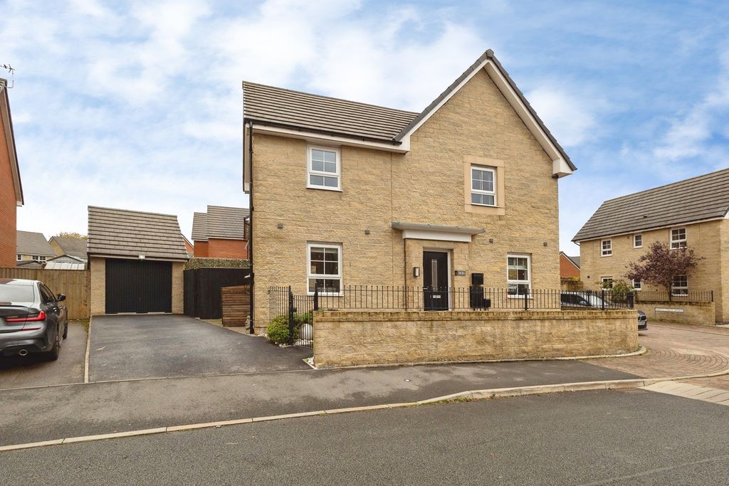 Property photo 1 of 38 Pbox-Img.Jpg