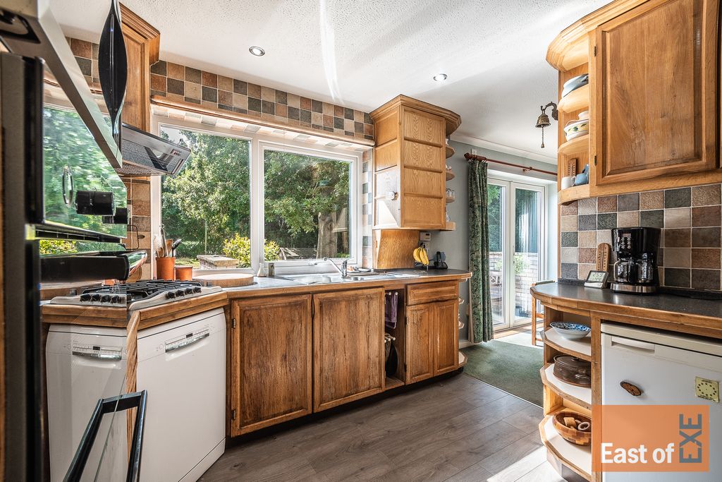 Property photo 2 of 20 Clyst Valley Road - Web-14