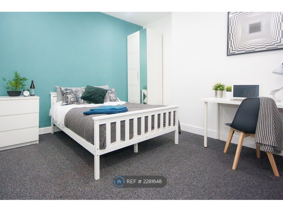 Property photo 1 of 6 Bedroom 1