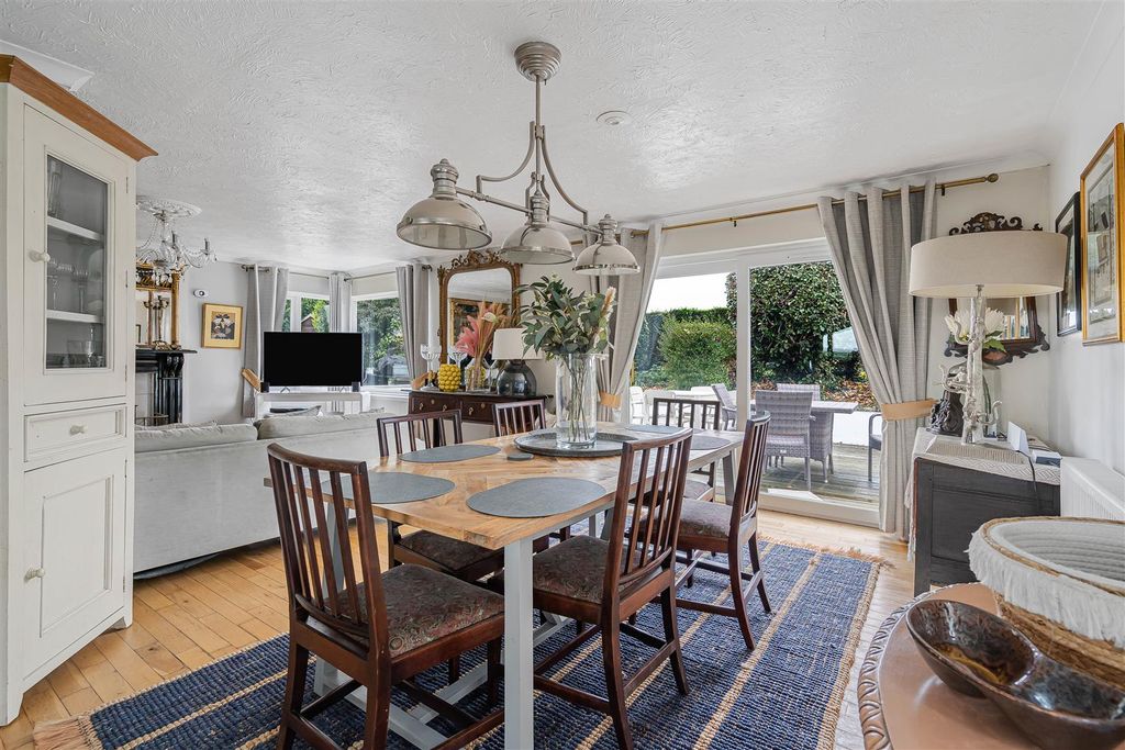Property photo 2 of 66 69_92014.Jpg
