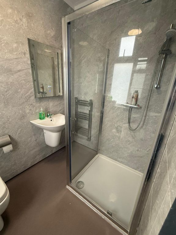 Property photo 3 of 3