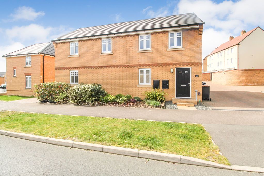 Property photo 1 of 12 Photo 9