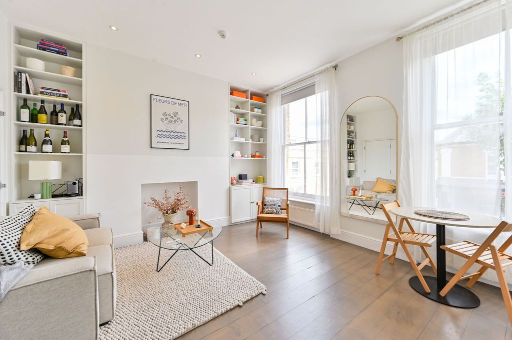 Property photo 1 of 6