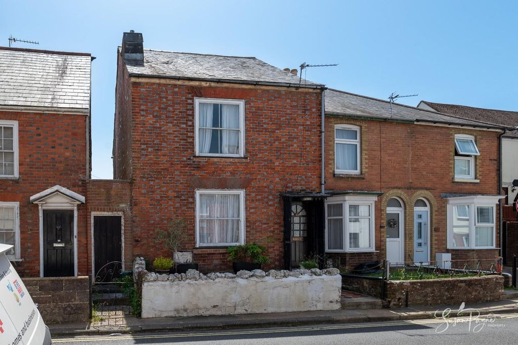 Property photo 1 of 31
