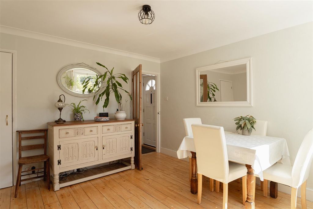 Property photo 3 of 20 10.Jpg