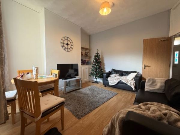 Property photo 1 of 7 Bfc17B01-d950-4308-A1c2-4260F8F33729-Thumbnail