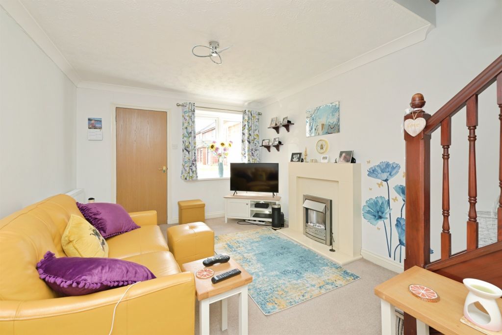 Property photo 2 of 17