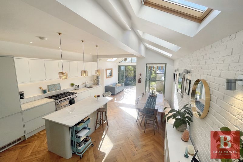 Property photo 1 of 21 Photo 21