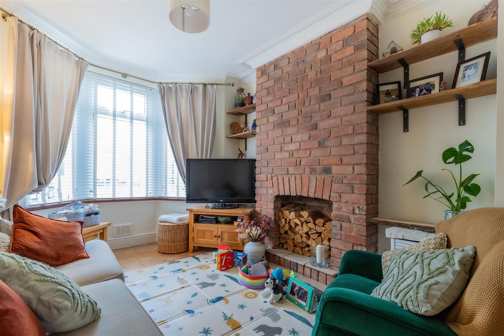 Property photo 2 of 15 10-6.Jpg