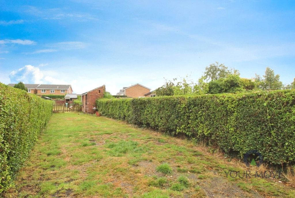 Property photo 3 of 15 Garden