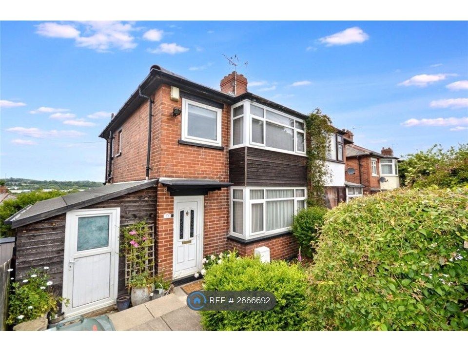 Property photo 2 of 26