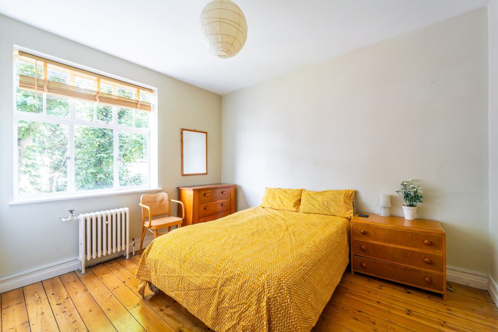 Property photo 3 of 11 Mba06066