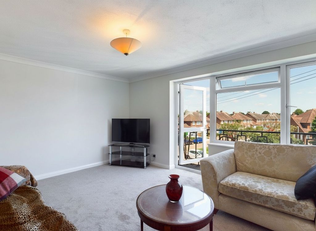 Property photo 3 of 8