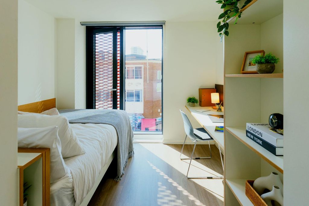 Property photo 2 of 20 9001009.Jpg