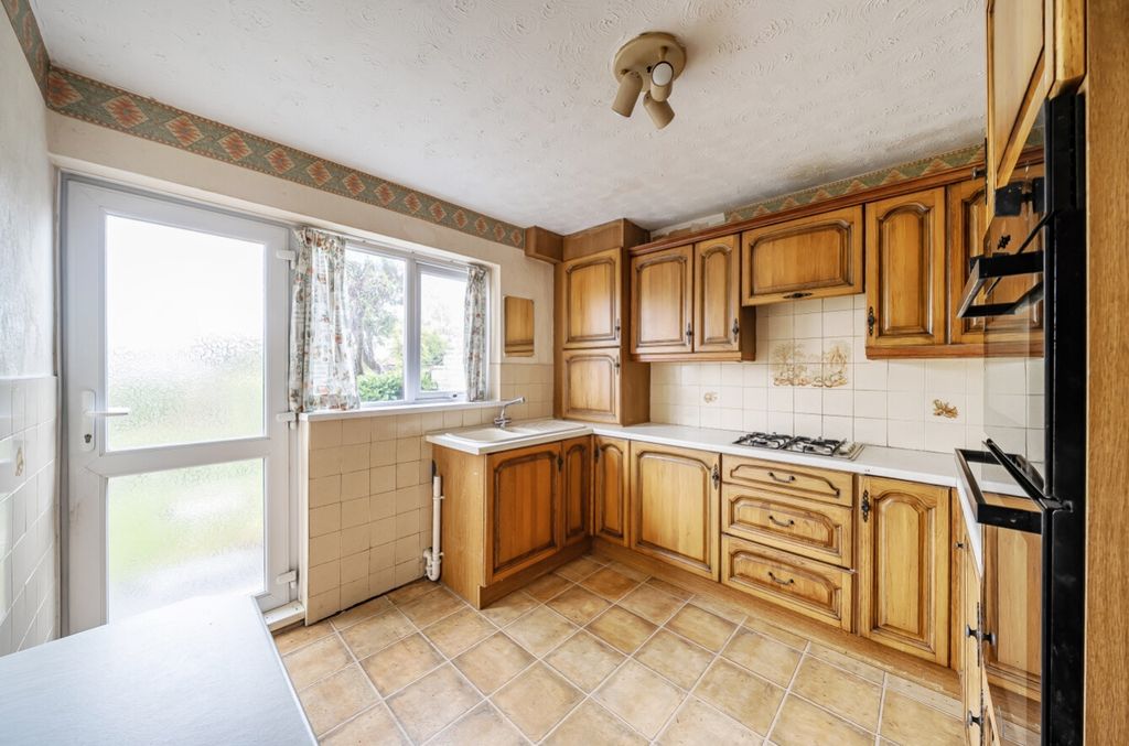 Property photo 3 of 10 1347493-1-68B9Ae7d88641
