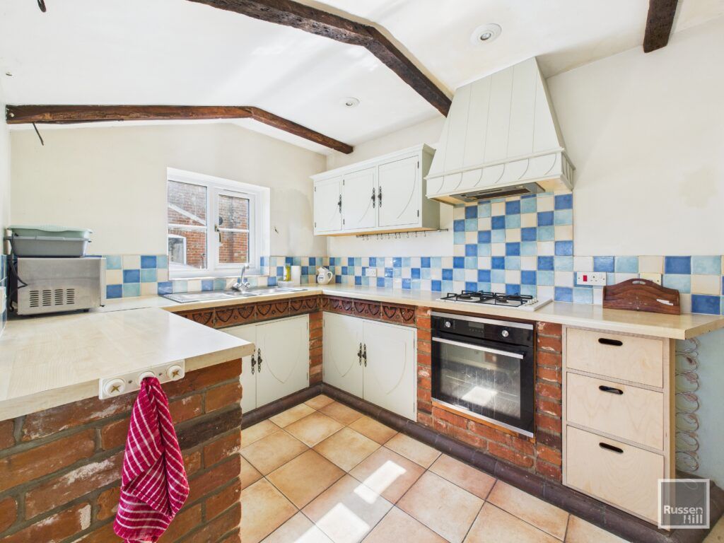 Property photo 2 of 29