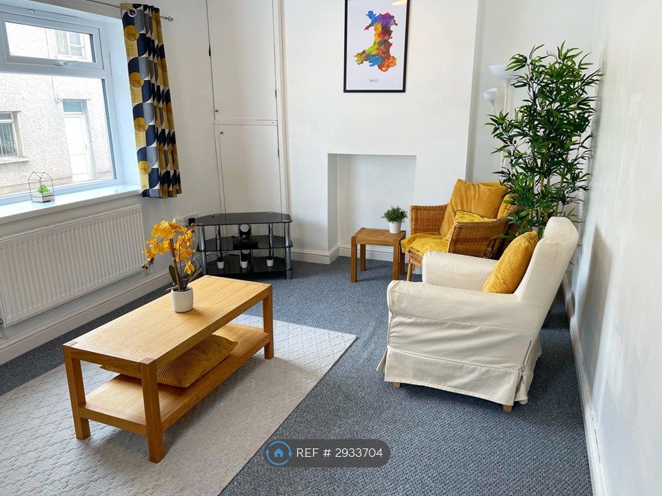 Property photo 1 of 27