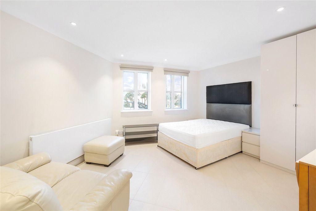 Property photo 2 of 12 Picture No. 04