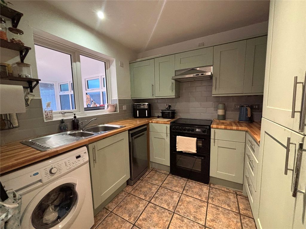 Property photo 3 of 9 Picture No. 09