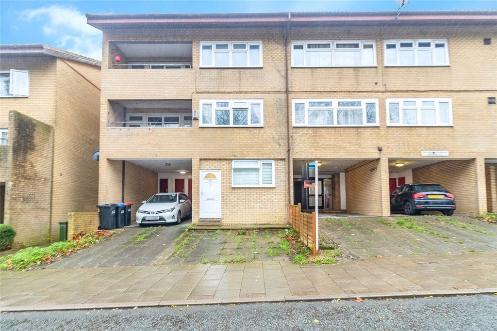Property photo 2 of 25 Picture No. 21