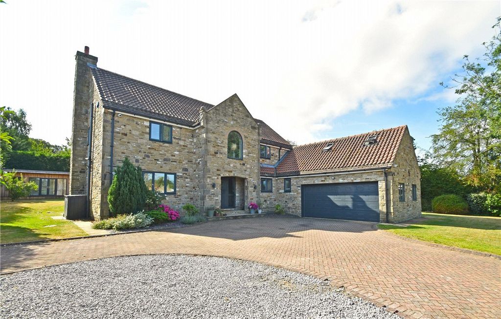 Property photo 3 of 21 Picture No. 36
