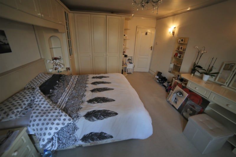 Property photo 2 of 12 Room 7- £750, Available From 30/08/2026