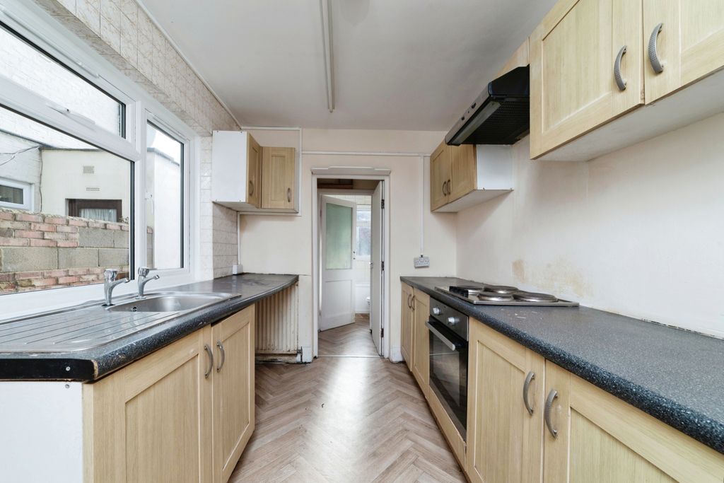 Property photo 2 of 15 Photography