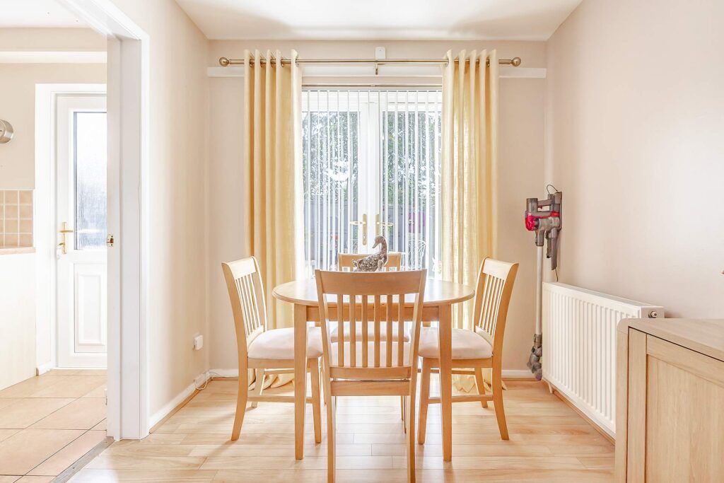 Property photo 2 of 23