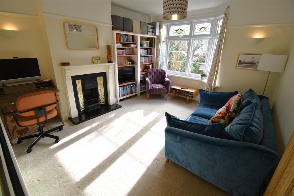 Property photo 3 of 22