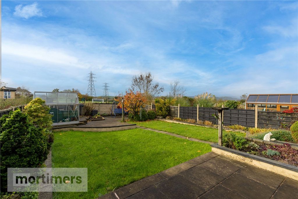 Property photo 3 of 20 Garden