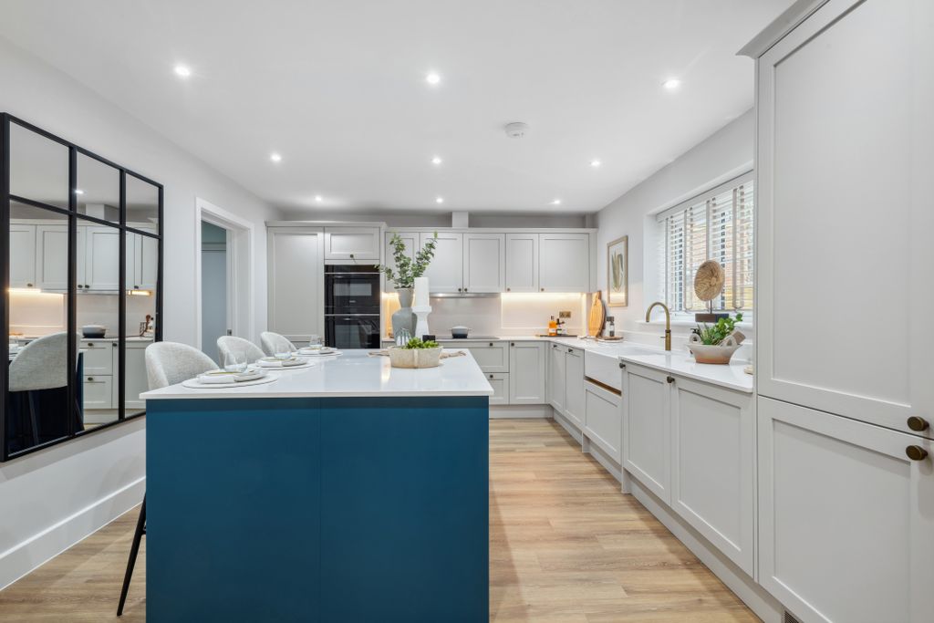 Property photo 3 of 38 Showhome Image