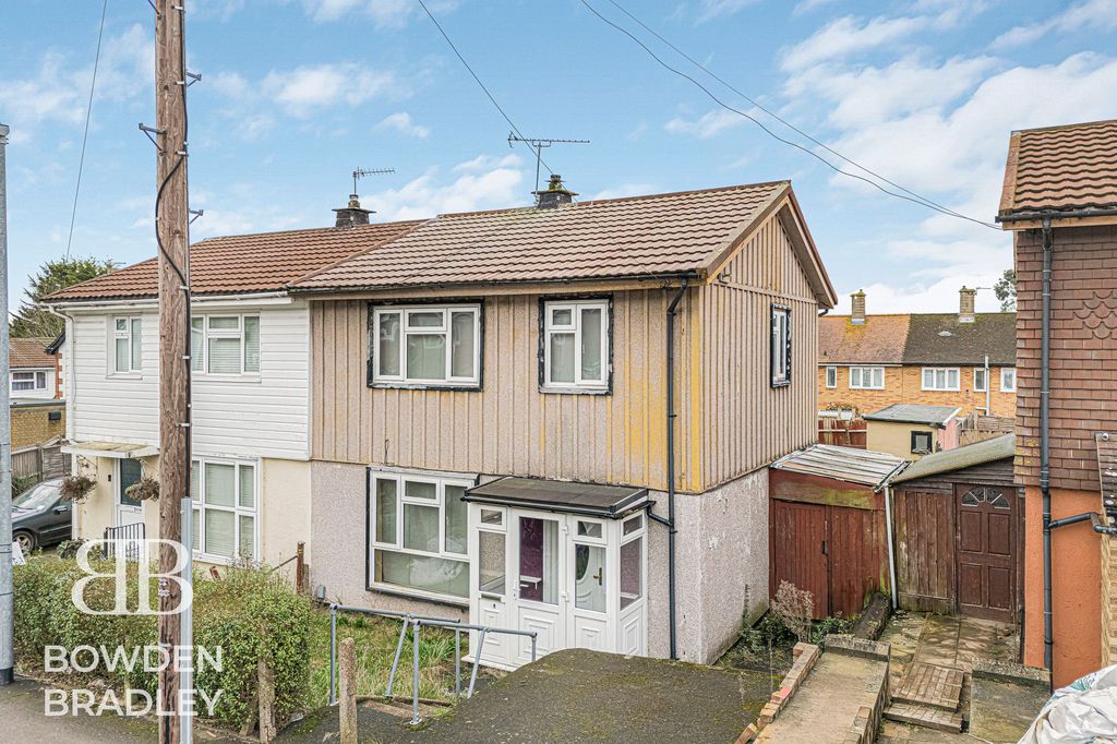 Property photo 1 of 23