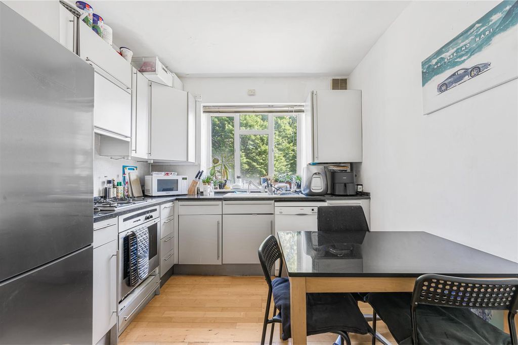 Property photo 2 of 7 Mnh00215.Jpg