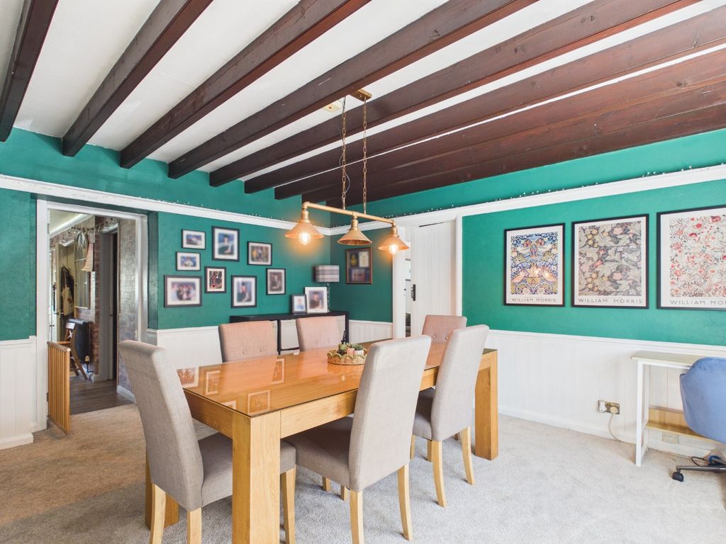 Property photo 2 of 25 5050193