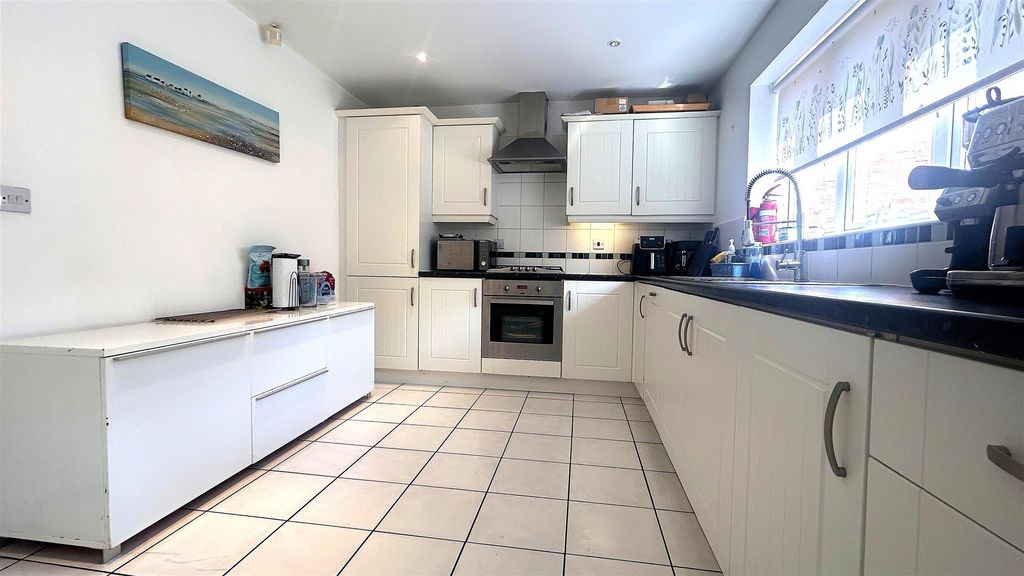 Property photo 3 of 19 7.Jpg